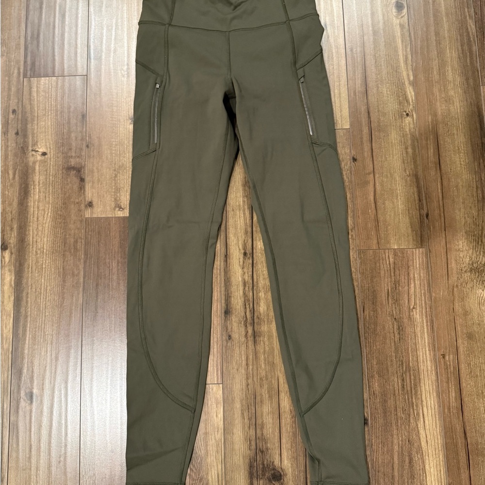 Athleta rainier tight, small tall